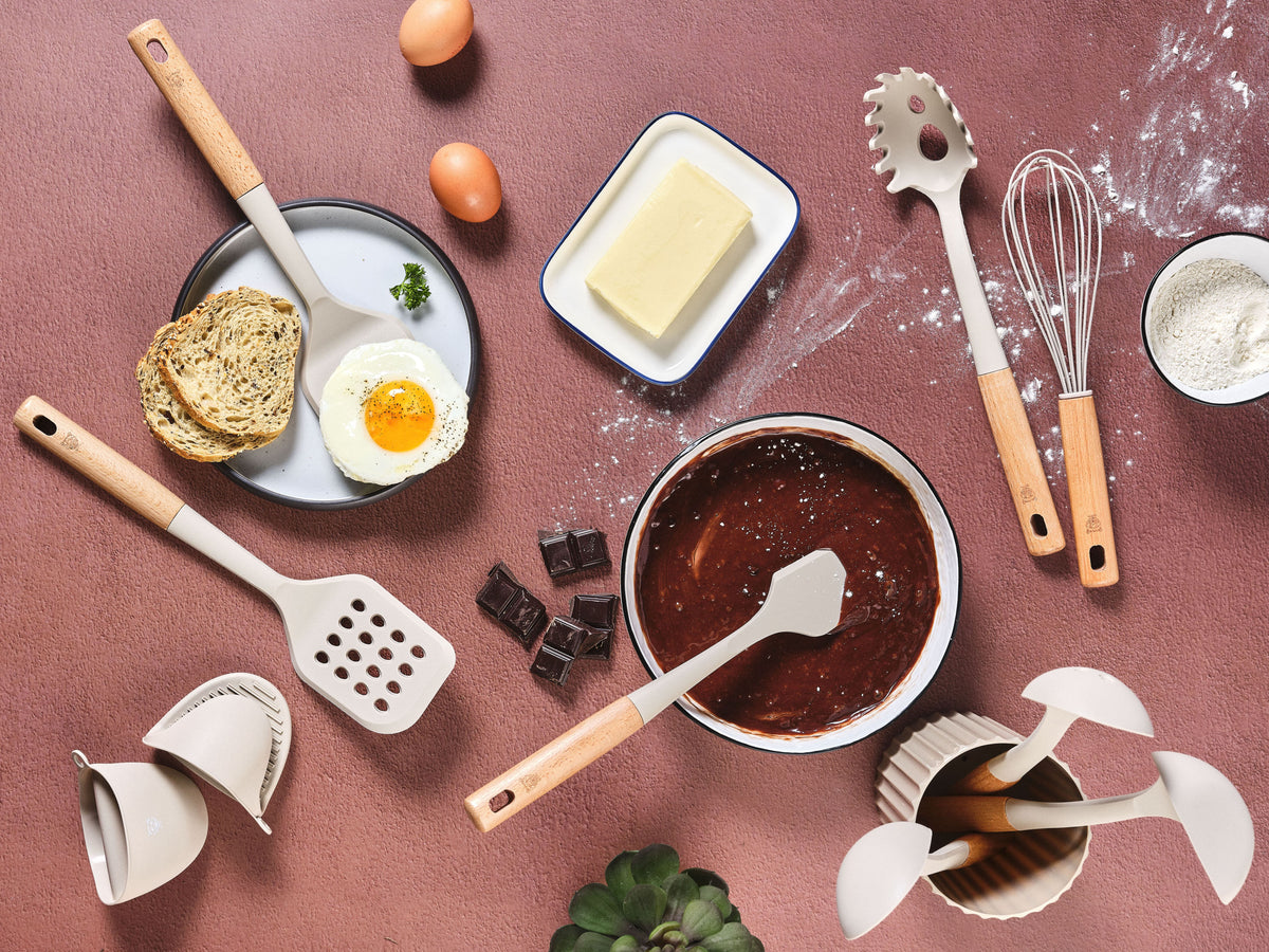 Set d'ustensiles de cuisine en bois et silicone GUNNAR - 11 pièces