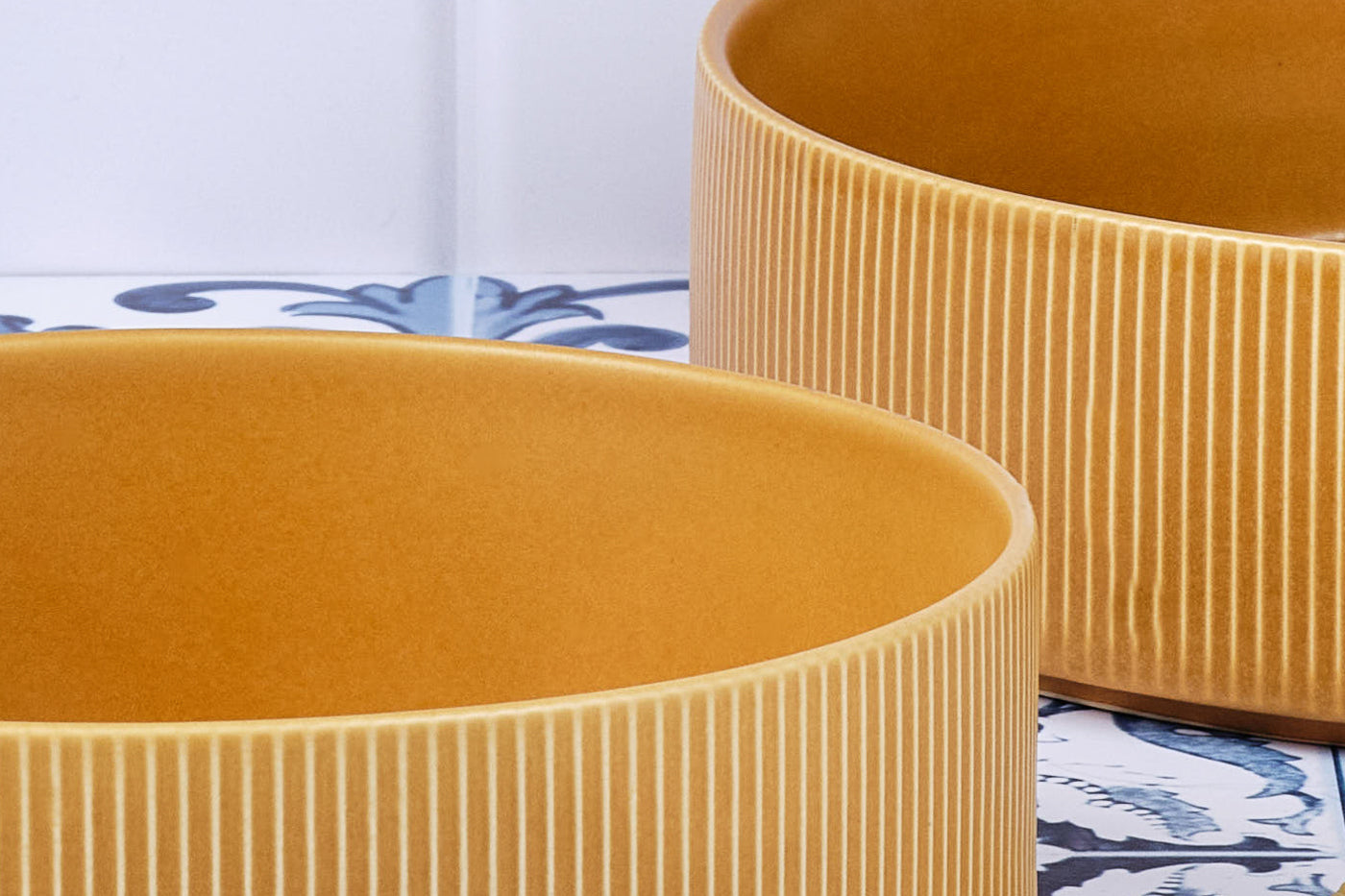 Saladier SCANDI Ø21,5cm et Ø27,5cm - 2 pièces - Ocre